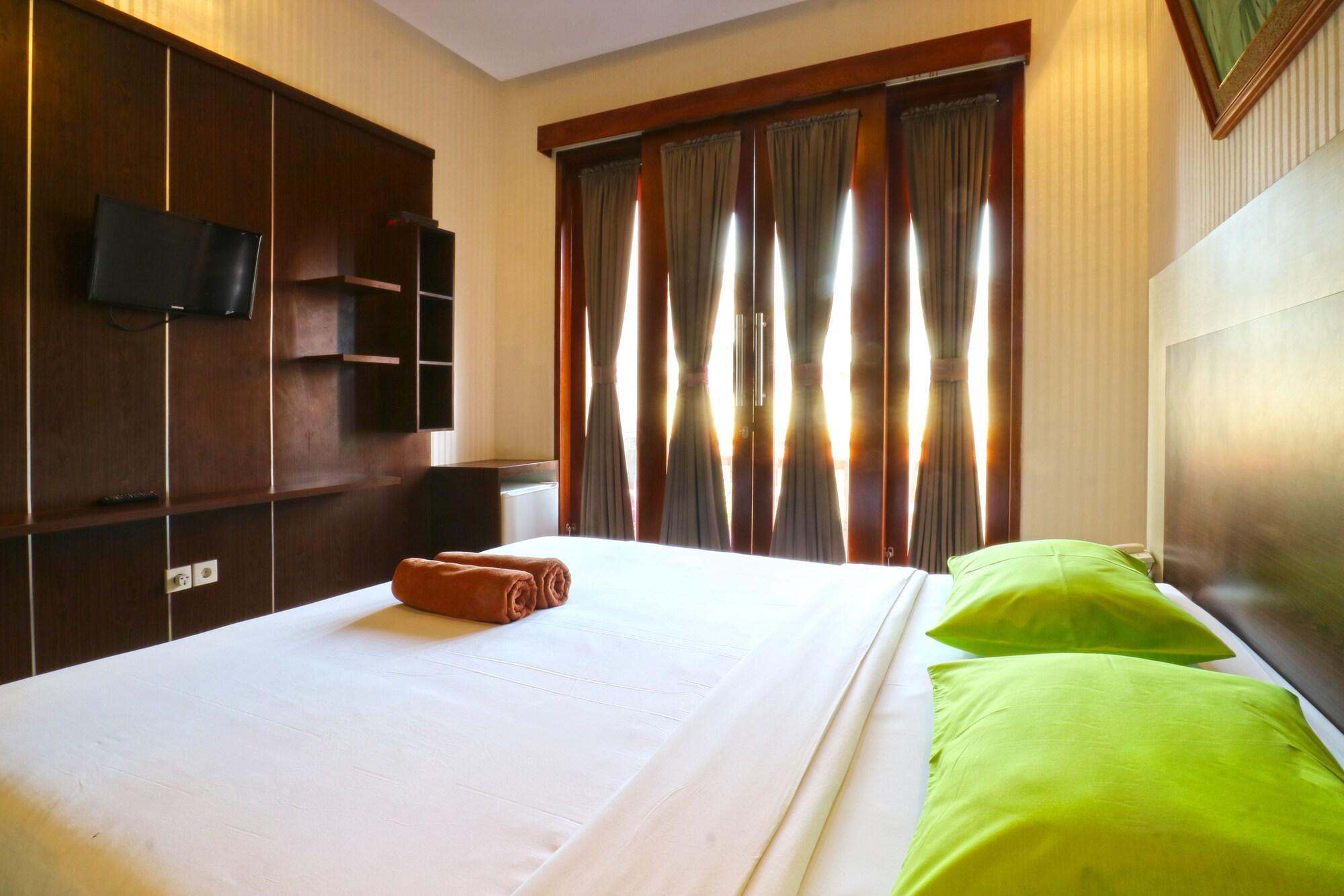 D'Astri Guesthouse Sanur Redpartner เดนปาซาร์ ภายนอก รูปภาพ