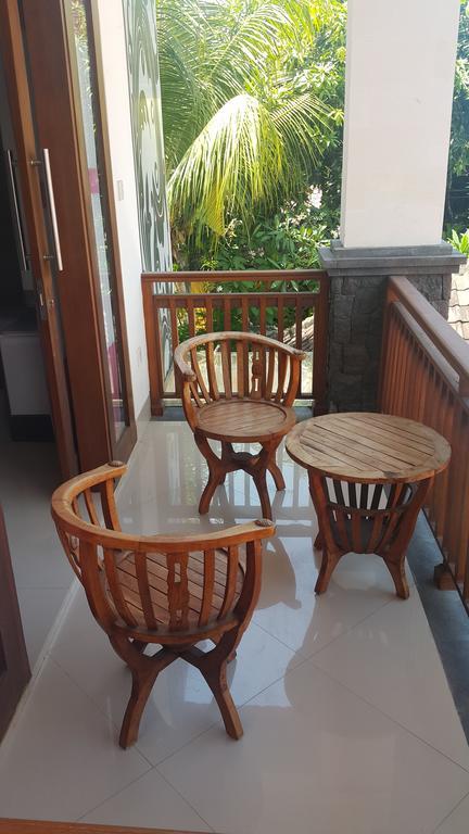 D'Astri Guesthouse Sanur Redpartner เดนปาซาร์ ภายนอก รูปภาพ