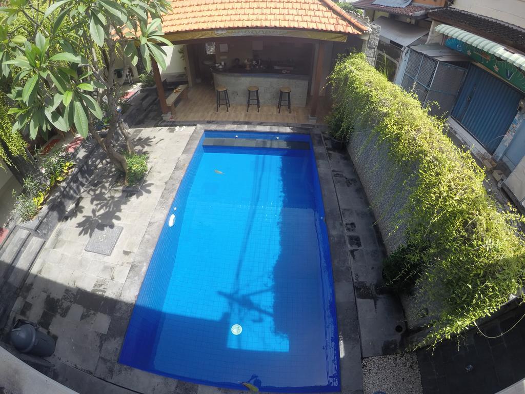 D'Astri Guesthouse Sanur Redpartner เดนปาซาร์ ภายนอก รูปภาพ