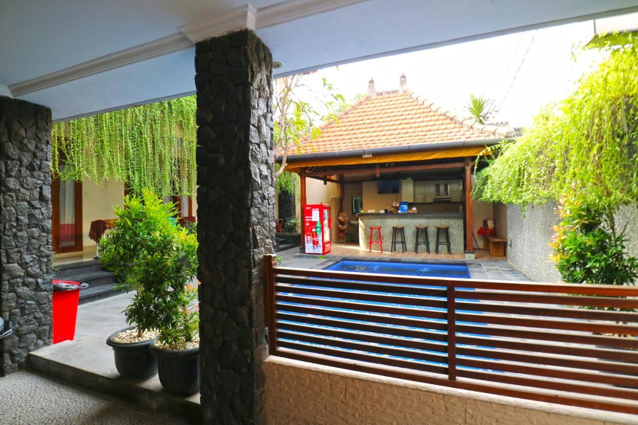 D'Astri Guesthouse Sanur Redpartner เดนปาซาร์ ภายนอก รูปภาพ