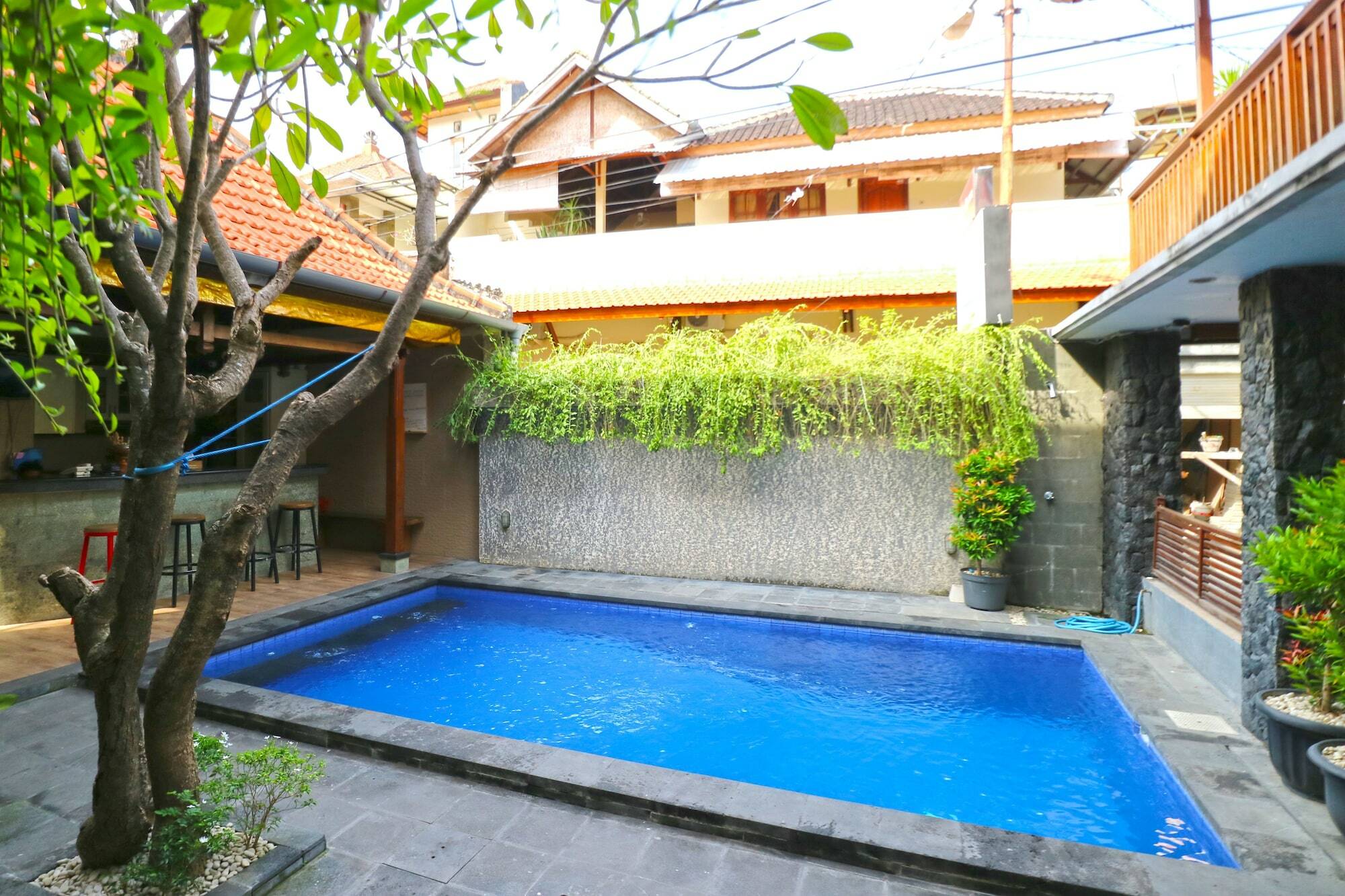 D'Astri Guesthouse Sanur Redpartner เดนปาซาร์ ภายนอก รูปภาพ